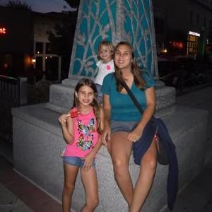 Meet your Posher, Laura